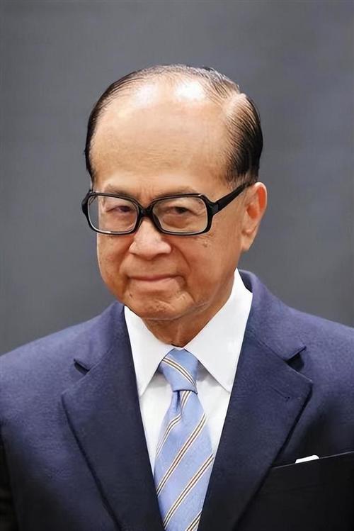 “亿万富翁出行都带保镖嘛”你不能不知道的事 “亿万富翁出行都带保镖嘛”你不能不知道的事