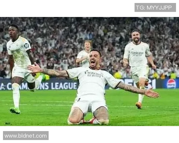 德甲经典对决拜仁与曼联1比1平局绝杀时刻震撼全场引发历史冷门