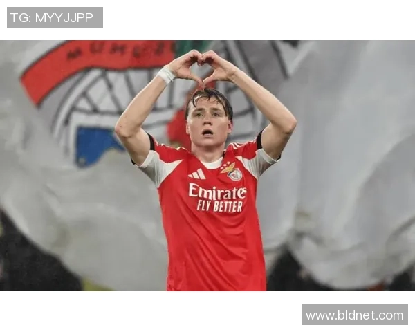 本菲卡逆袭里昂6-2晋级国王杯赛场惊喜瞬间引发热烈反响