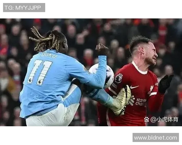 英超激战AC米兰逆转波尔图补时绝杀引发争议判罚全场沸腾