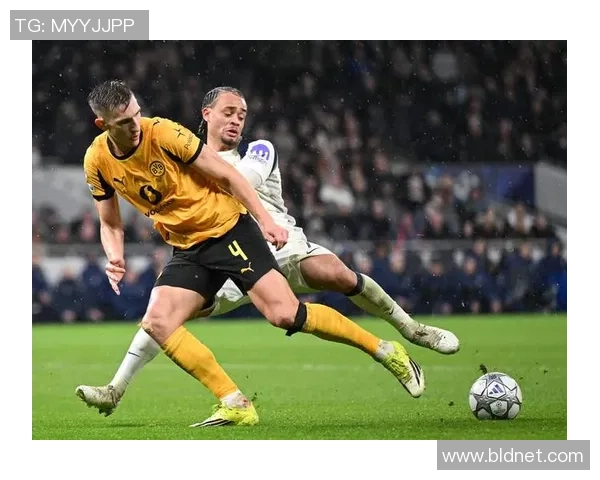 足总杯激战：多特蒙德轻取热刺3-0战术解析引发热议