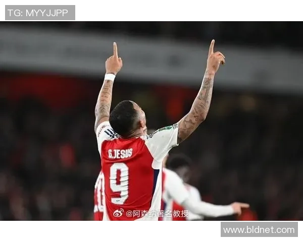 友谊赛阿森纳与拜仁战平0比0帽子戏法瞬间引发全场热议