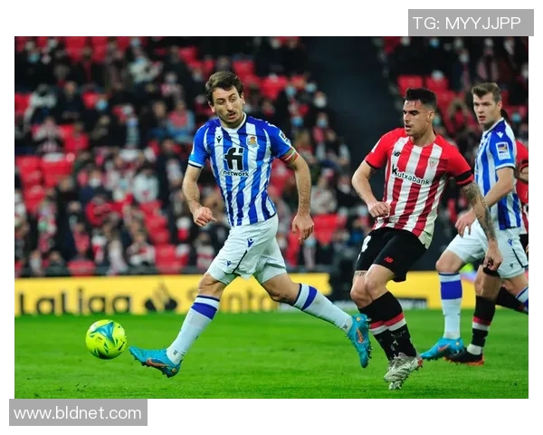 西甲精彩对决利物浦与巴黎圣日耳曼握手言和帽子戏法引发全场热议