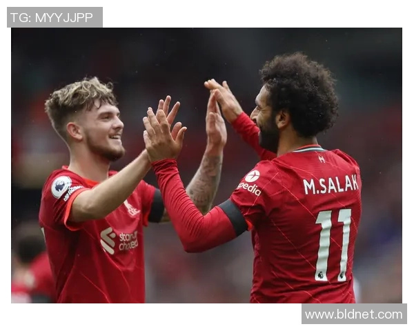 欧冠历史冷门曼联逆转利物浦全场沸腾瞬间回顾