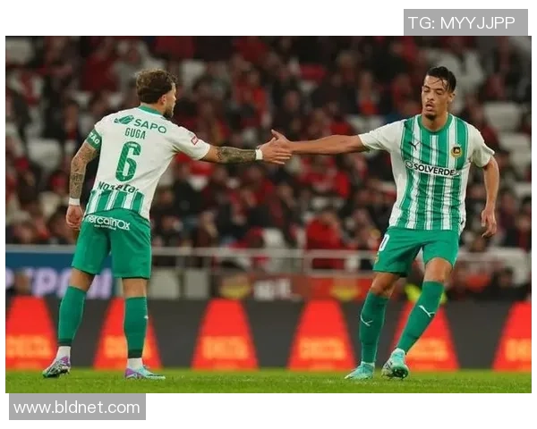 足总杯激战：本菲卡逆转波尔图精彩瞬间回顾与十大进球盘点